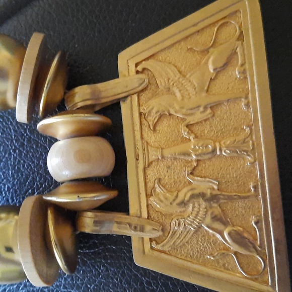 Les Bernard Inc. Gold Tone & Beige Egyptian Design Necklace - Picture 4 of 4